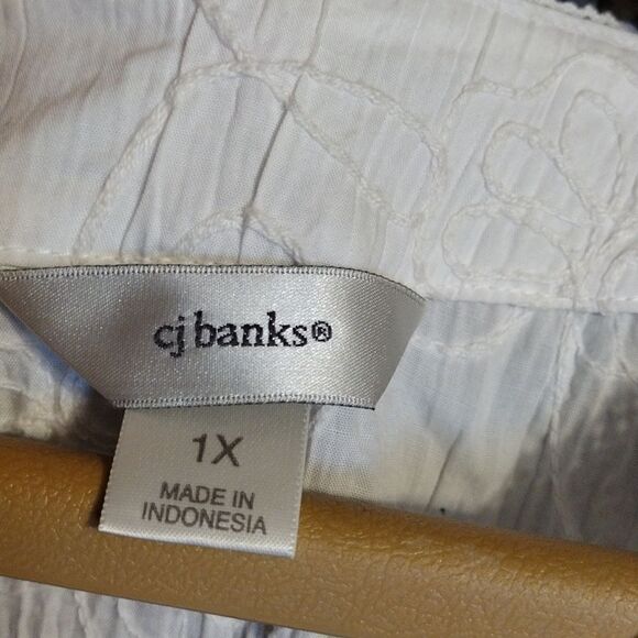 CJ Banks embroidered blouse - Picture 3 of 9